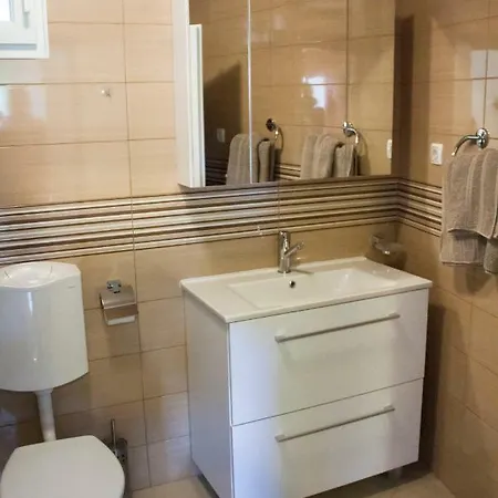 Apartment Uzila Family Mugeba